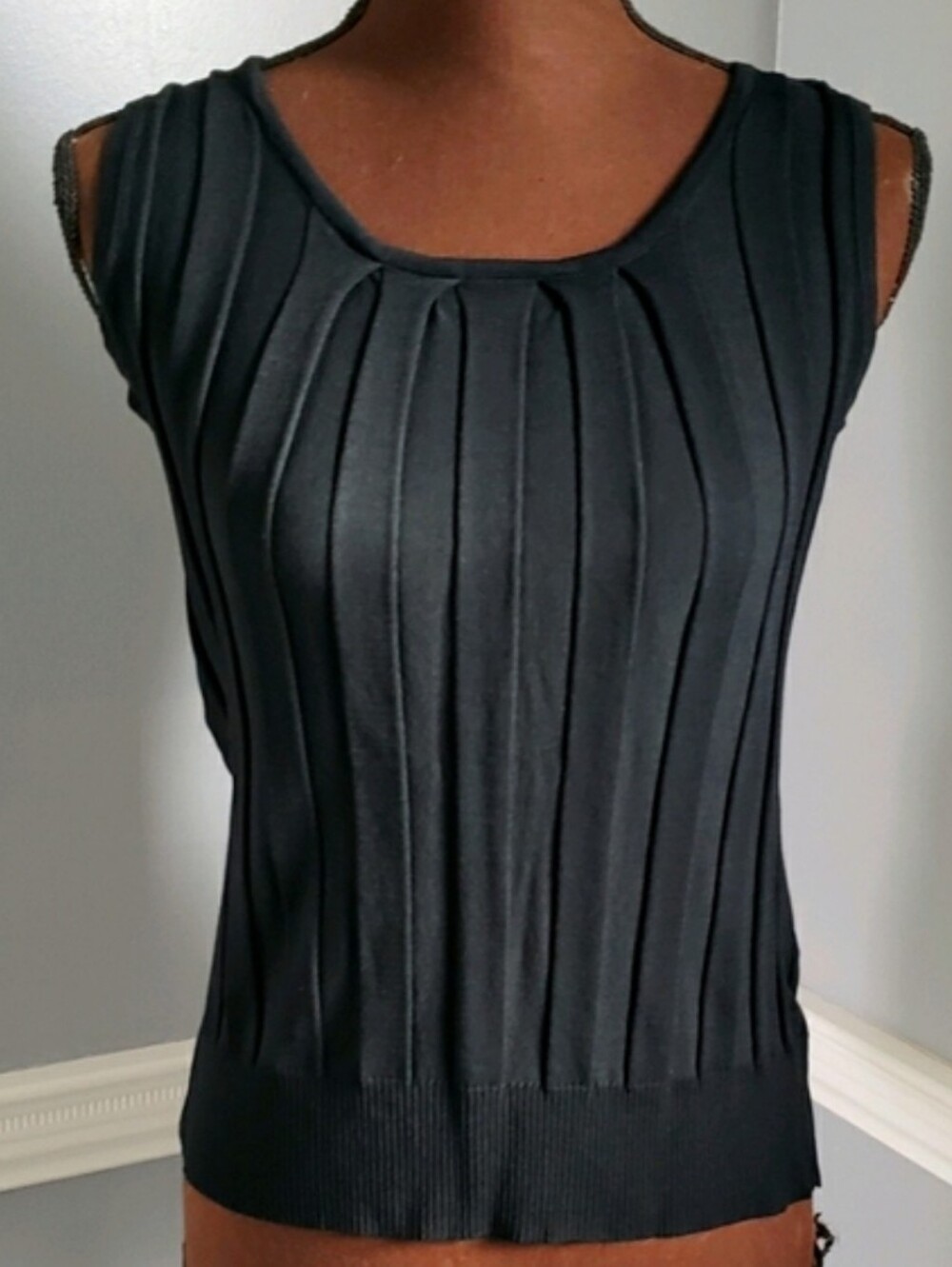 Joseph A Black Ribbed Sleeveless Tank Top